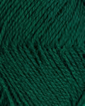 close up af garnet finull fra Rauma i farven dyb groen 432