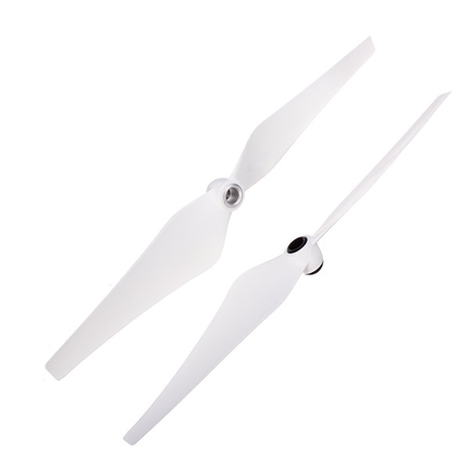 Et par hvide dronepropeller lagt på en hvid baggrund, placeret diagonalt med den ene på toppen og den anden lidt under. De har to klinger hver med et centralt nav til fastgørelse.
