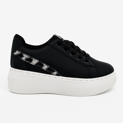 Sort platform sneaker med hvid chunky sål