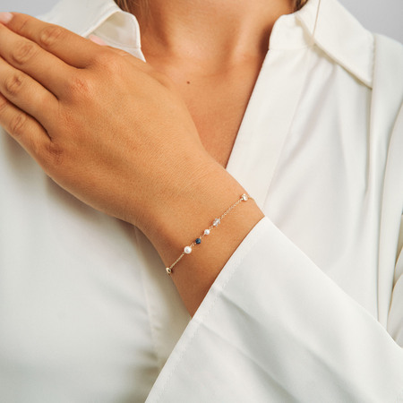 Azure armbånd i 14 karat guld på model