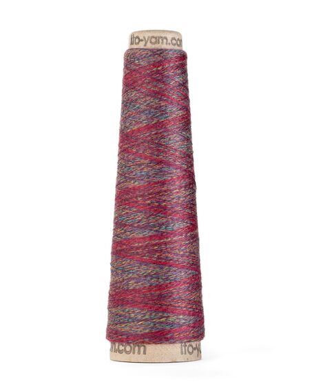 Garnet Niji fra ITO garn i farven shades of purple