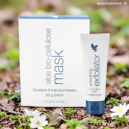 Beauty Glow Kit - smoothing exfoliator og aloe bio-cellulose mask