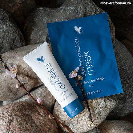 smoothing exfoliator og aloe bio-cellulose mask anti-aging hudpleje