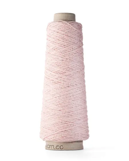 Garnet Shimo fra ITO garn i farven pale blush