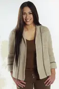 strikket stribet cardigan i hvid bundfarve og mørke striber - Ris cardigan designet af Annette Danielsen med Isagergarn