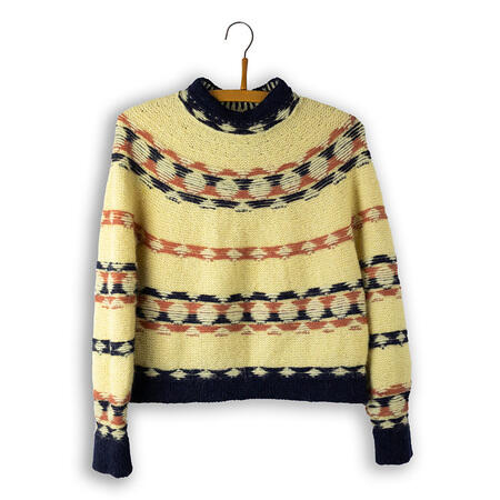 helga isagers strikkede sweater gunta sweater i soft og alpaca 3 fra isager gul version