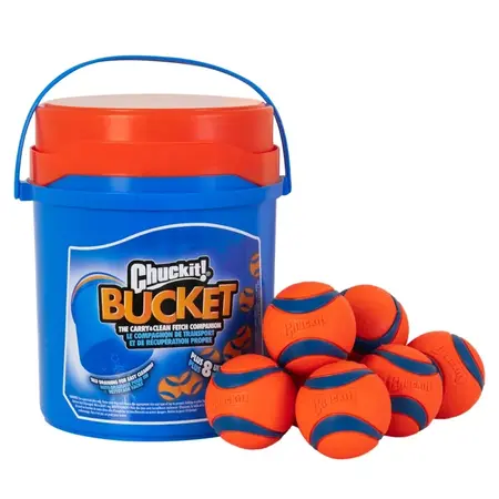 Chuckit Bucket med 8 Ultra Balls i størrelse Medium