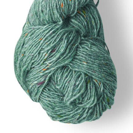 Close up af Isager Tweed i farven Turquoise