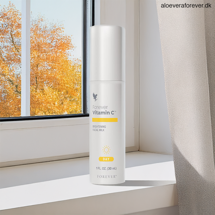 Forever Vitamin C™ lysnende ansigtsmælk som serum