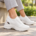 Apex VOYD Sneaker – Hvid vist på model