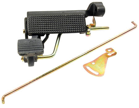 Fotgas-kit Passar till: MF35 3 cyl. diesel Passar till: MF135 3 cyl. diesel med böjd framaxel OEM ref. Massey Ferguson 897466M91, ACP0197250, 897467M1, 893470M91, 897547M1, 1860939M1