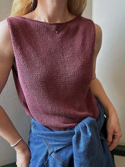 model ifoert camisole no 10 en strikket top fra my favorite things knitwear