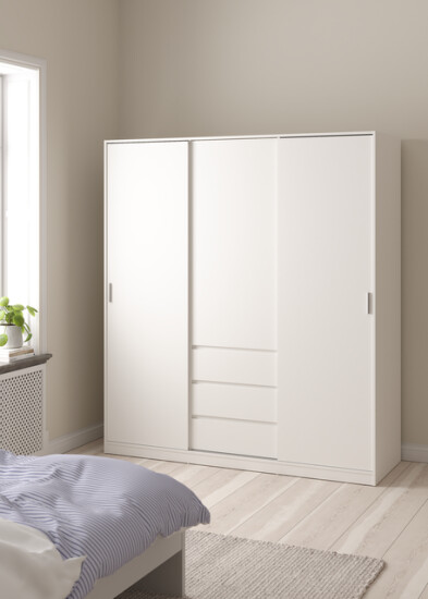 Garderobeskab 180x200 cm - front i miljø - AN-BO MØBLER