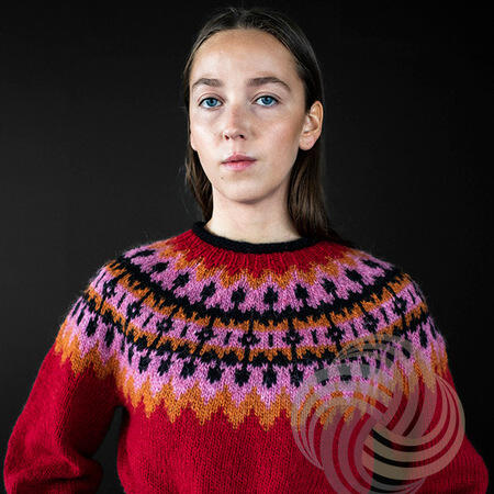 kastali-kort-lettlopi-42-10-garn-strikkeopskrift-istex-roed-model