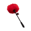 Fifty Shades of Grey Sweet Anticipation Faux Feather Tickler – sort stav med rød pompon af kunstfjer.