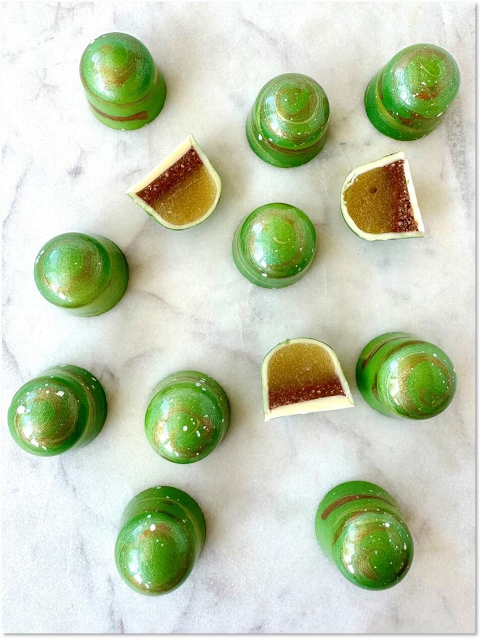 Autumn – Apple & Macaron