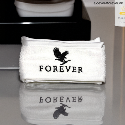 Pandebånd i hvidt frotté med velcroluk med Forever logo og ørn