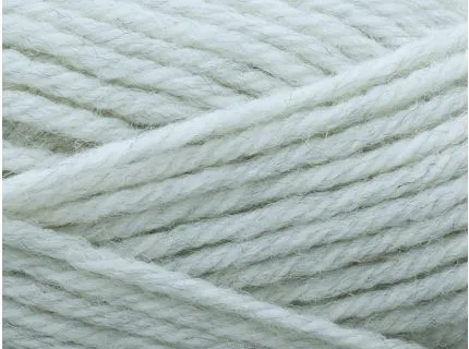 Close up af garnnoegl i kvaliteten peruvian highland wool fra filcolana i farven winter grey