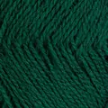 close up af garnet finull fra Rauma i farven dyb groen 432
