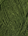 close up af garnet finull fra Rauma i farven groen meleret 4130