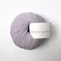 garnnoegle merino fra knitting for olive i farven enhjoerninglilla