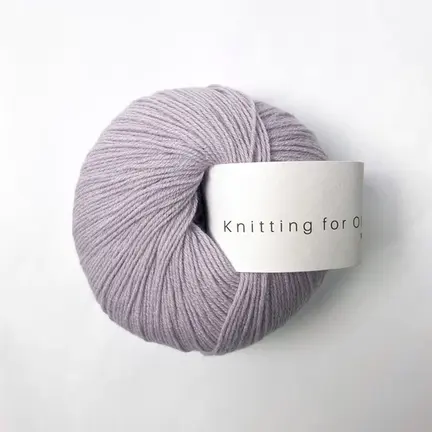 garnnoegle merino fra knitting for olive i farven enhjoerninglilla