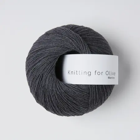 Merino fra knitting for olive i farven midnat