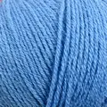 close up af garnnoegle merino fra knitting for olive i farven valmueblaa