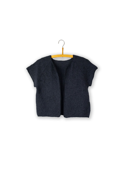 bluebell cardi fra isager i palet og trio 1 farven ink
