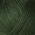 close up af garnnoegle merino fra knitting for olive i farven flaskegroen
