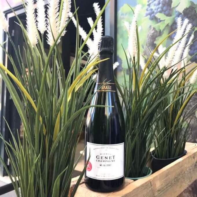 Champagne_Genet_Brut_low.JPEG