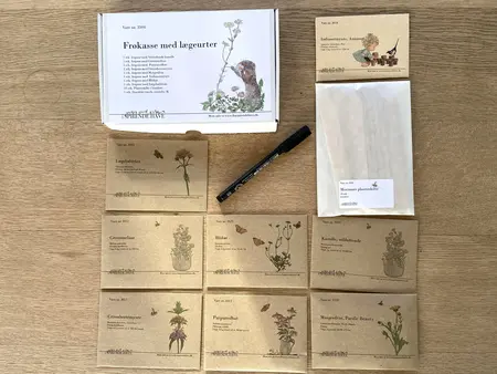 Frøkasse med lægeurter