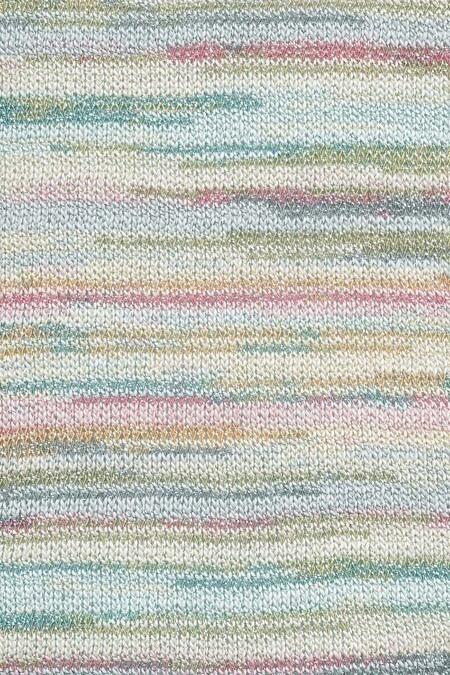 Close up af Garnnøgle fra Lang Yarns i kvaliteten fiesta farve 01 blush bay multifarvet garn