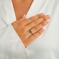 Four Seasons Winter Petite ring in 14-carat gold, as modelled