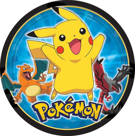 Pokémon-inspireret rundt kageprint med blåt action motiv til børnefødselsdag og temakage