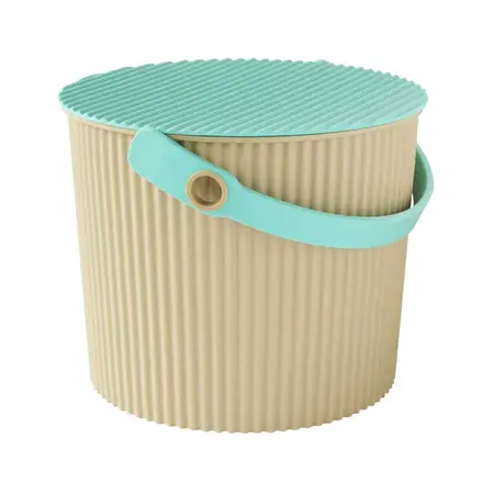 Lille beige Omnioutil spand med mintfarvet låg fra Hachiman, perfekt til opbevaring og mere