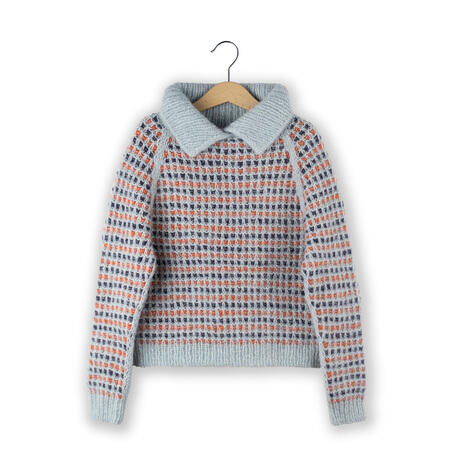 little tove shirt fra odd row sweateren haenger uden baggrund