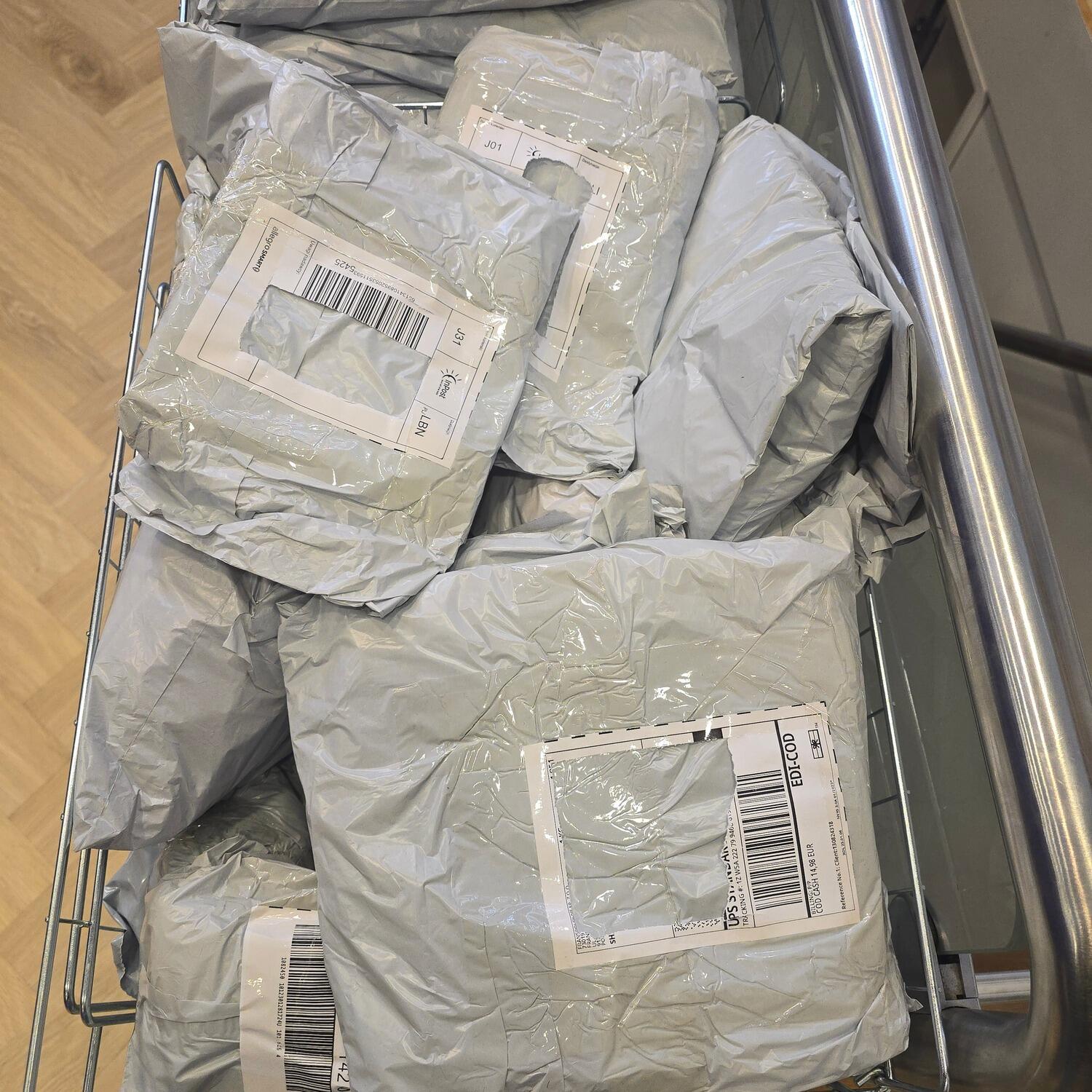 38 Pakker fra Allegro