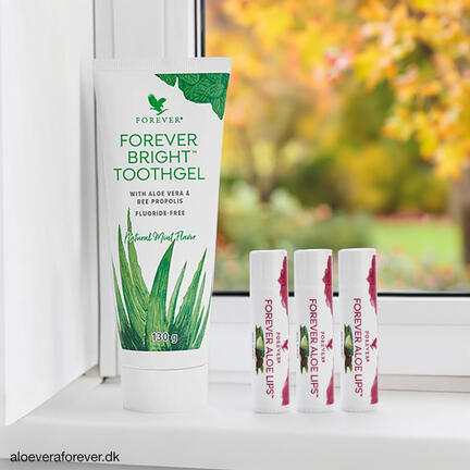 Aloe vera tandpasta og læbepomader: Forever Bright Toothgel + 3 Forever Aloe Lips