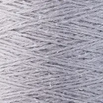 Close up af garnet Shimo fra ITO garn i farven crocus