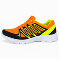 Neon orange sports sneaker med sort og gul design