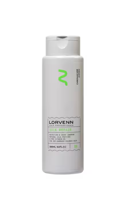 Shampoo med Aloe Vera og keratin til farvet hår. Genopbygger og beskytter mod udtørring og farvetab.