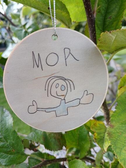 Julekugle med tegning