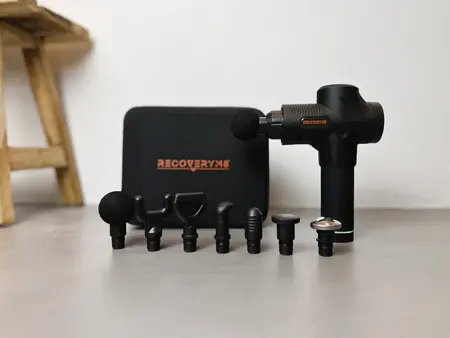 Recoverym8 Pro massagepistol