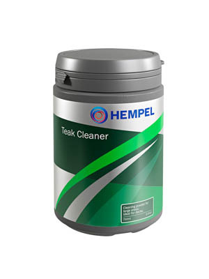 Hempel teak cleaner til rengøring af teakdæk på båd