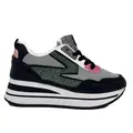 love sneakers