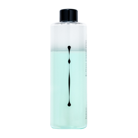 2Phase Cleansing micellar water til skånsom og effektiv rens af huden.