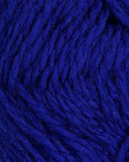 close up af garnet vams fra rauma i farven moerk blaa