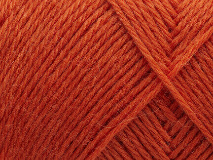 close up af garnet arwetta classic fra Filcolana i farve 198 tangerine