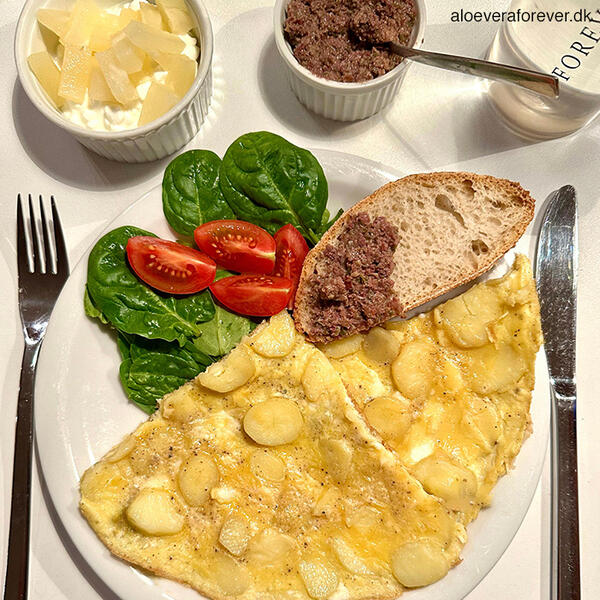 Kartoffelomelet med ananasdessert - C9 opskrift